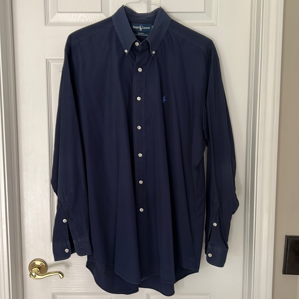 Ralph Lauren Button Down Men’s Blake Dress Shirt, size Large in Navy.